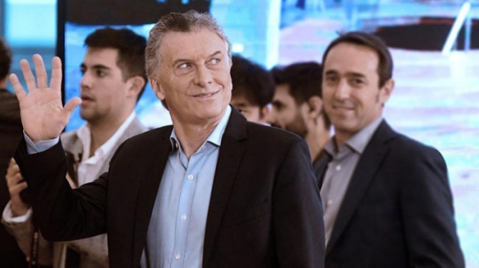 Macri, en Paraná: &quot;No les digo desde un atril lo que deben pensar&quot;