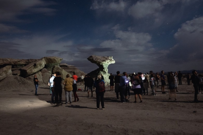 Viví la experiencia de Ischigualasto bajo la luna llena en Semana Santa