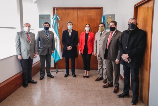 El gobernador Uñac visitó a la cúpula del Poder Judicial de San Juan