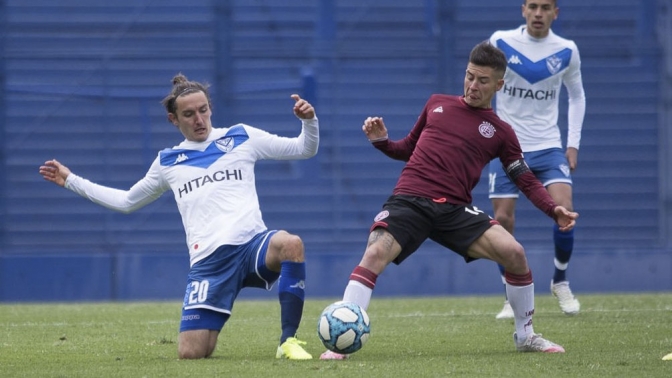 Lanús venció a Vélez en la ida de semifinal de Sudamericana