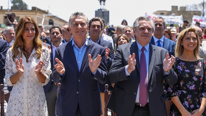 Macri y Fernández participaron juntos en la misa de Luján