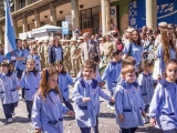 Multitudinario desfile por el d&iacute;a de la educaci&oacute;n privada
