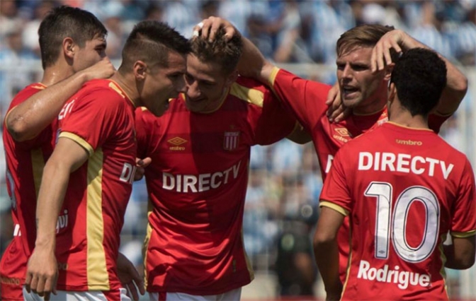 Estudiantes venció a Atlético Tucumán como visitante