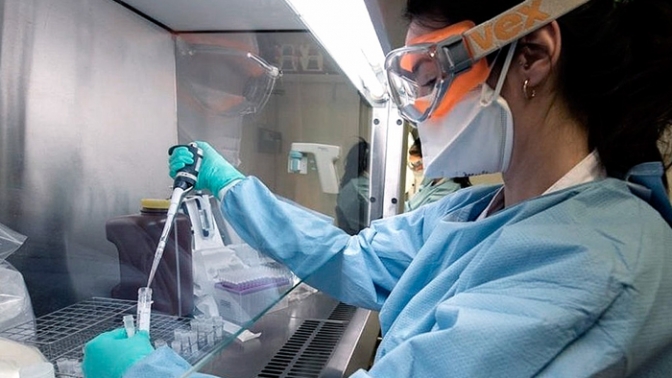 Coronavirus: ascienden a 23.581 las muertes y a 883.882 los contagios en el pa&iacute;s