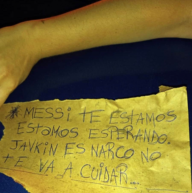 Balean el supermercado de la familia Rocuzzo en Rosario y dejan una nota amenazante para Messi