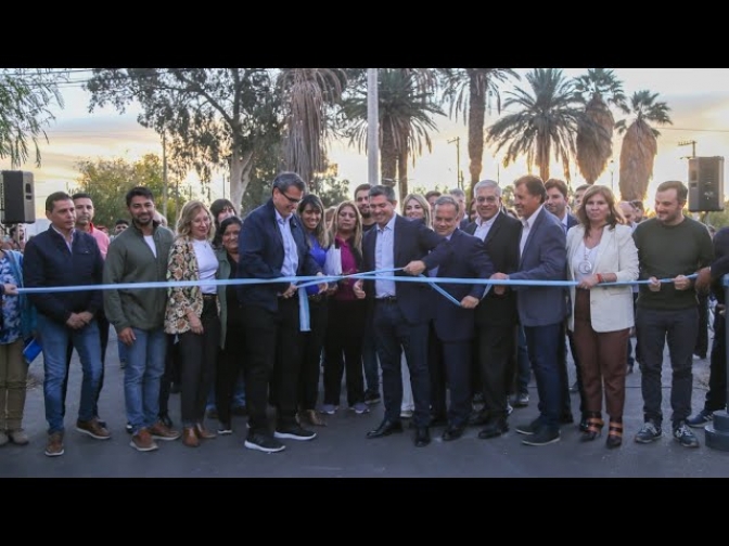 Orrego inauguró la primera obra del programa provincial de pavimentación urbana en Rawson
