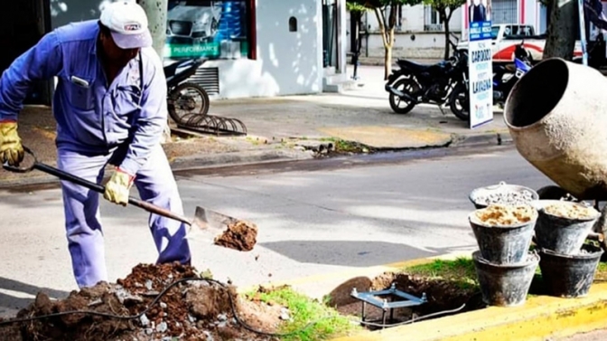 Autorizan la reanudación de obras privadas y actividades de profesionales en las provincias