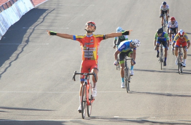 Gran victoria de Nicolás Tivani en el Villicum