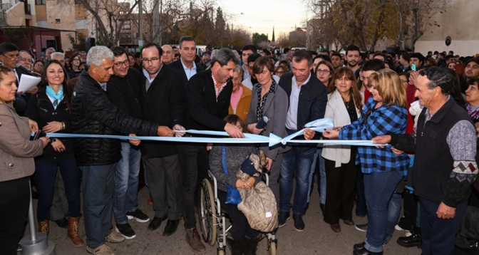 Inauguraron servicio cloacal en el barrio UDAP III en Rivadavia