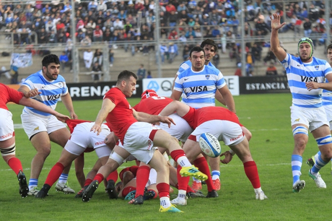 Los Pumas no pudieron con Gales