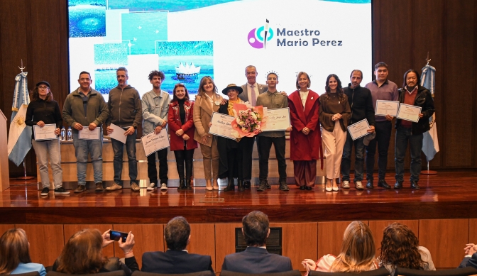 La Cámara de Diputados entregó la Mención de Honor Maestro Mario Pérez 2024 y anunció su próxima edición