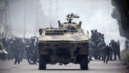 La fuerza de las protestas oblig&oacute; a Moreno a mudar el gobierno a Guayaquil