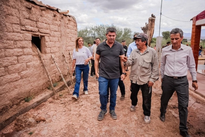 El gobernador Orrego recorrió las zonas afectadas por el temporal en Jáchal