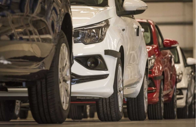 Fuerte ca&iacute;da en la venta de autos 0 km: los patentamientos bajaron 25,6% en mayo