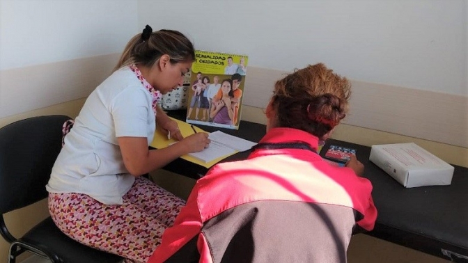 Alrededor de 250 profesionales de la salud serán incorporados en una primera etapa