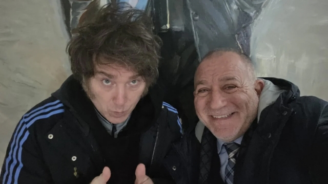 En medio del distanciamiento con Macri, Milei cenó milanesas con Luis Juez en Olivos