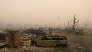Asciende a 40 n&uacute;mero de muertos por los incendios de California