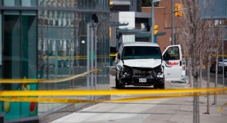 Conmoci&oacute;n en Canad&aacute;: Un conductor embisti&oacute; a una multitud y caus&oacute; al menos 10 muertos
