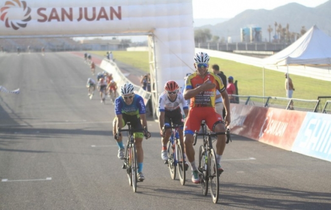 Virgen de Fátima triunfa en el inicio de la temporada rutera de ciclismo